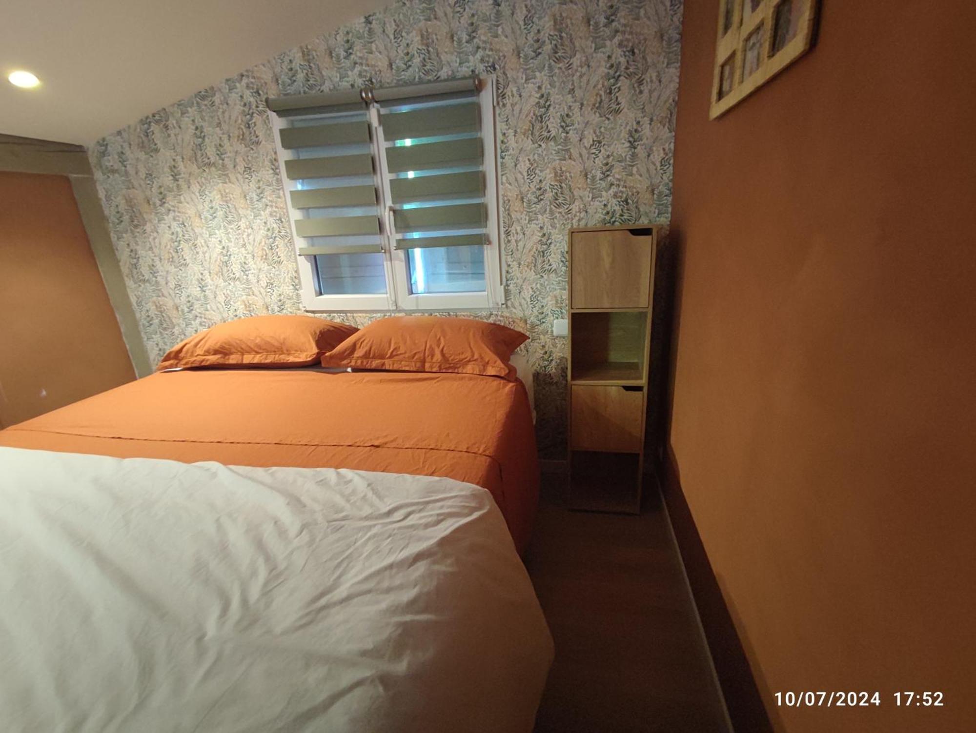 Chambre Au Coeur Du Luberon Panzió Céreste Kültér fotó